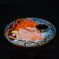 Sashimi Tartarki salmón 2u
